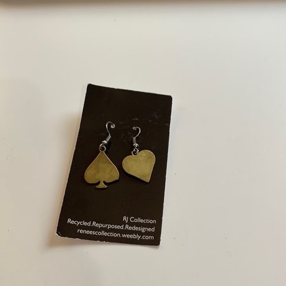Spade and Heart drop Earrings - Picture 1 of 2